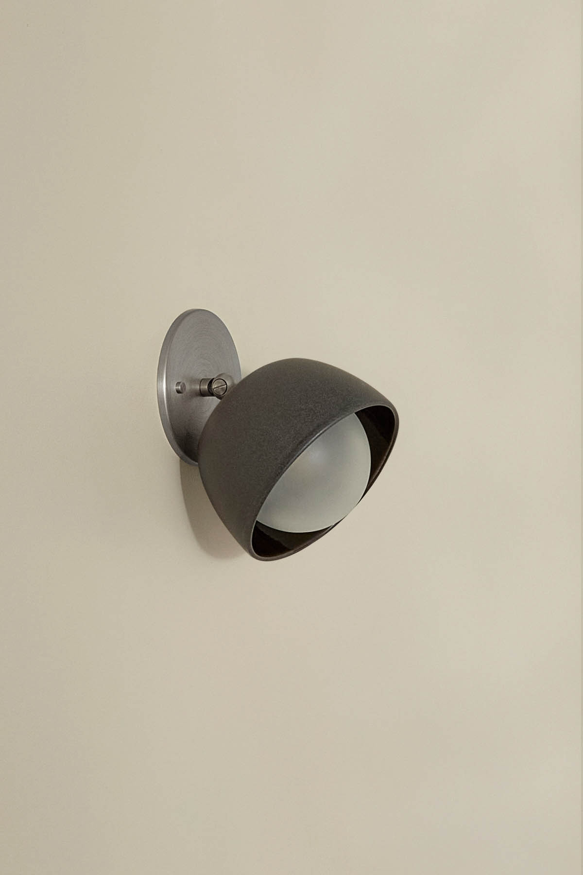 Terra 0 Short Surface Sconce Lead, Brushed Nickel, IP44