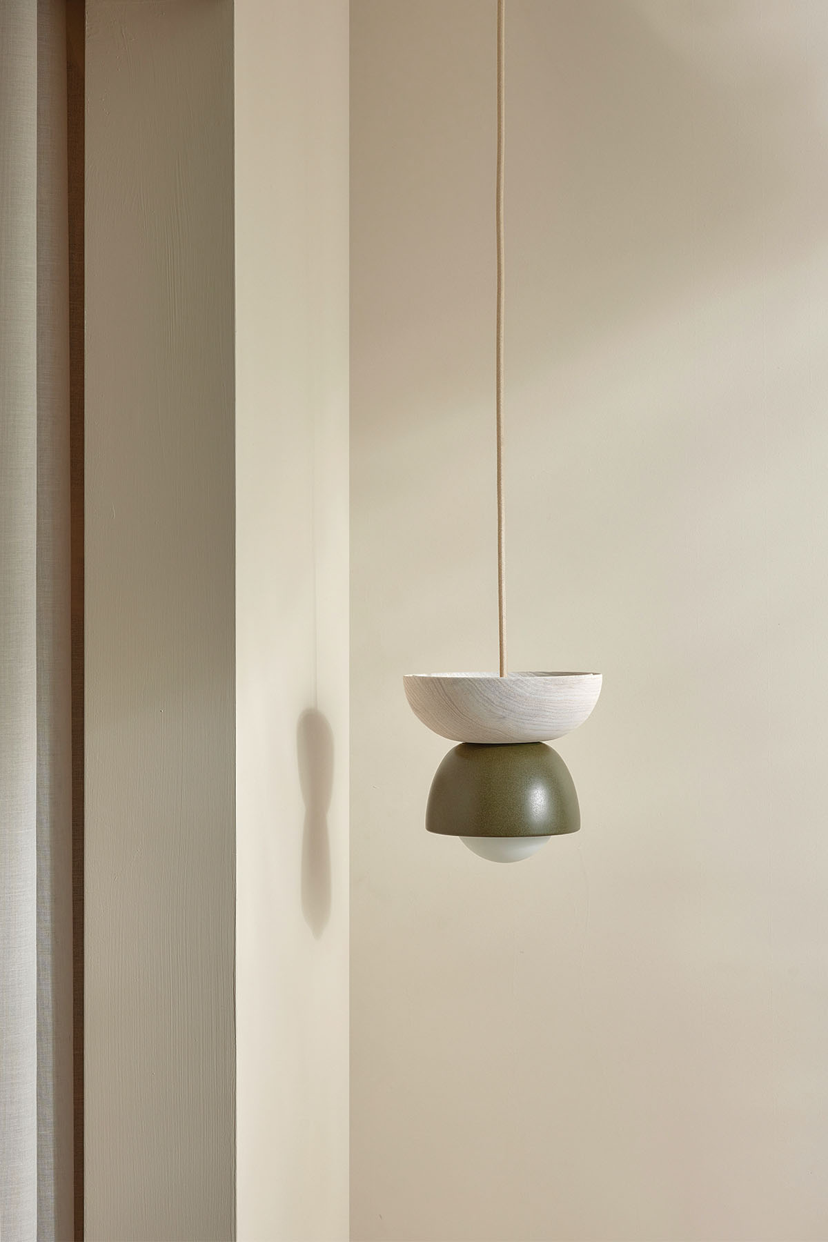 Terra 00 Pendant Light - Fabric Olive, Bleached Ash, Brass
