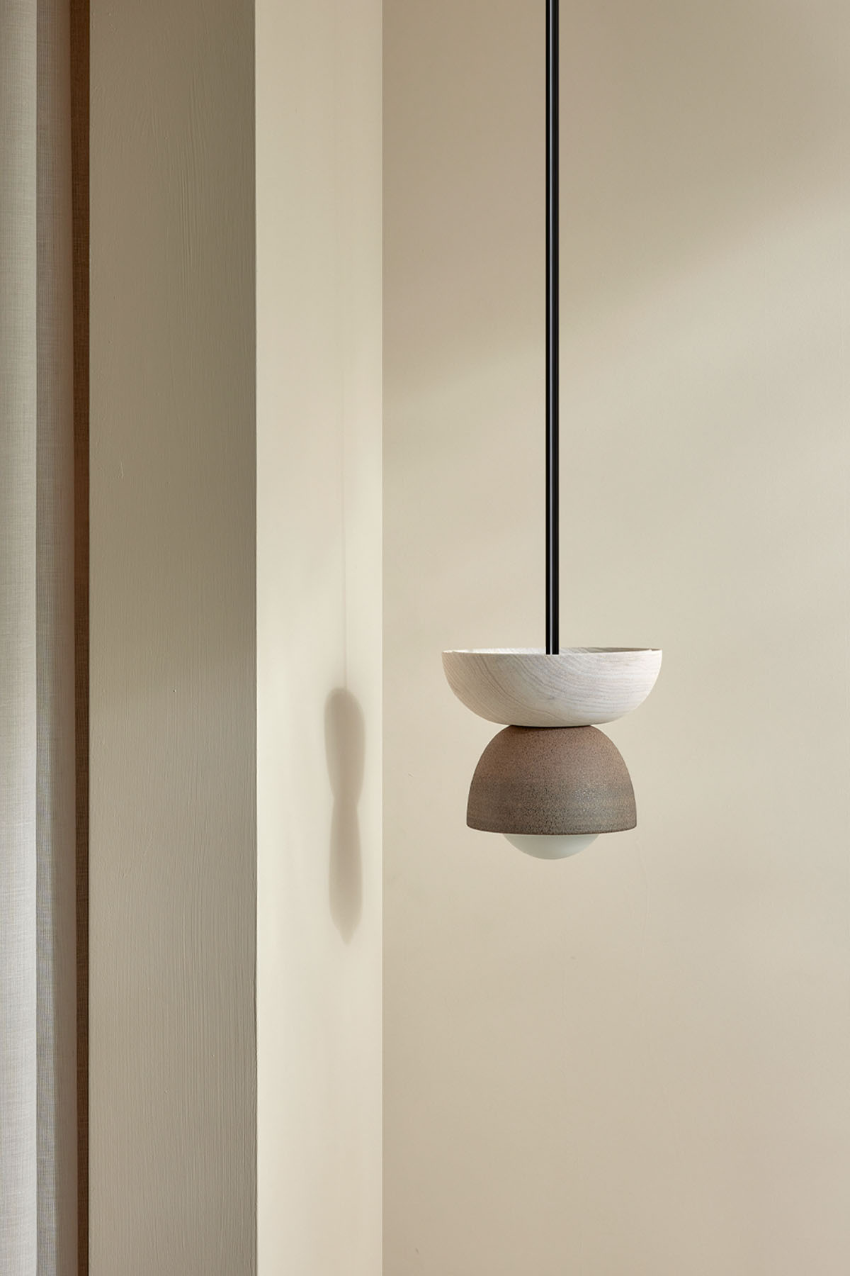 Terra 00 Pendant Light - Solid Rod Clay, Bleached Ash, Brushed Black