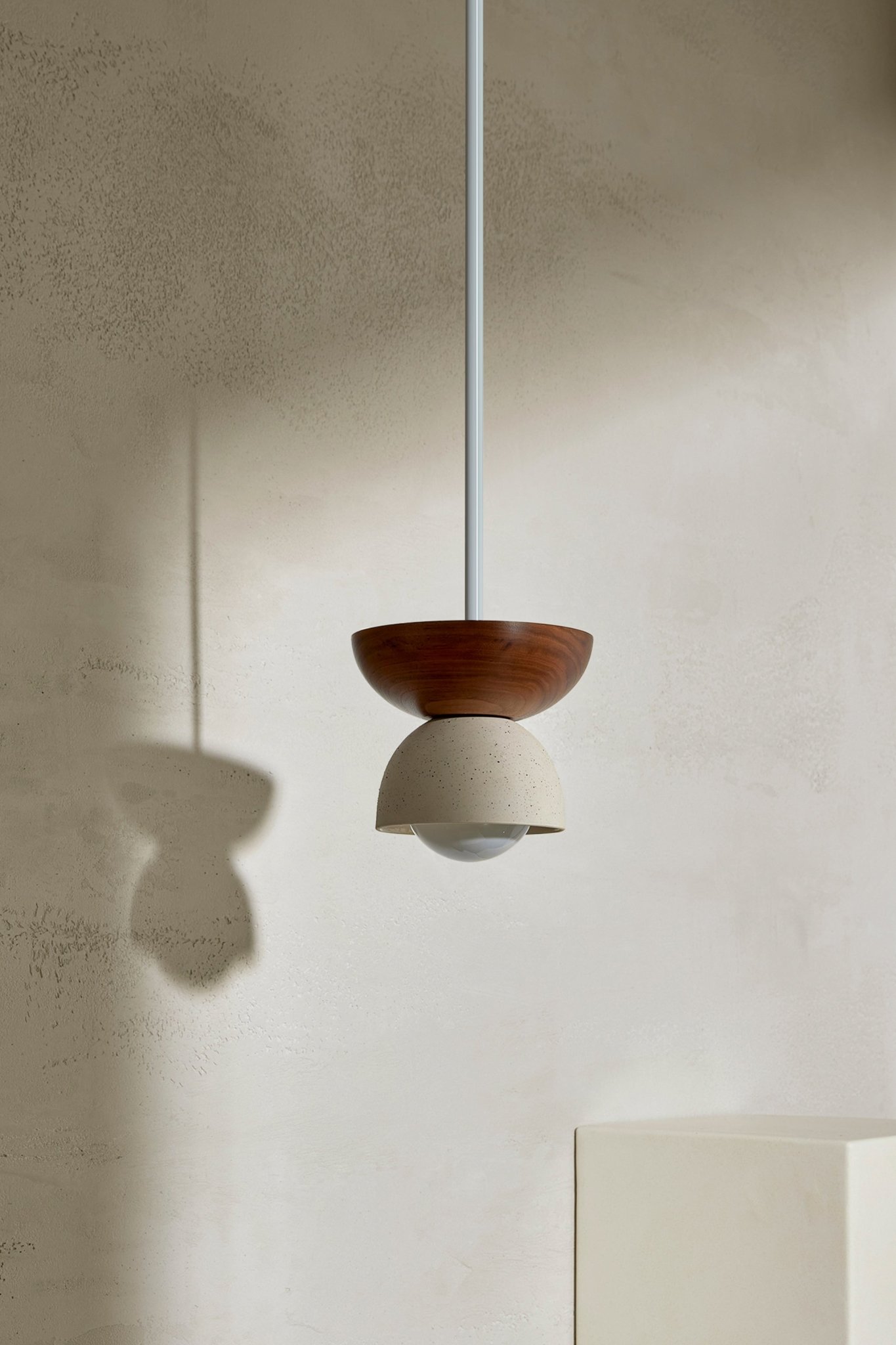Terra 00 Pendant Light - Solid Rod Vanilla Bean, Walnut, White Satin