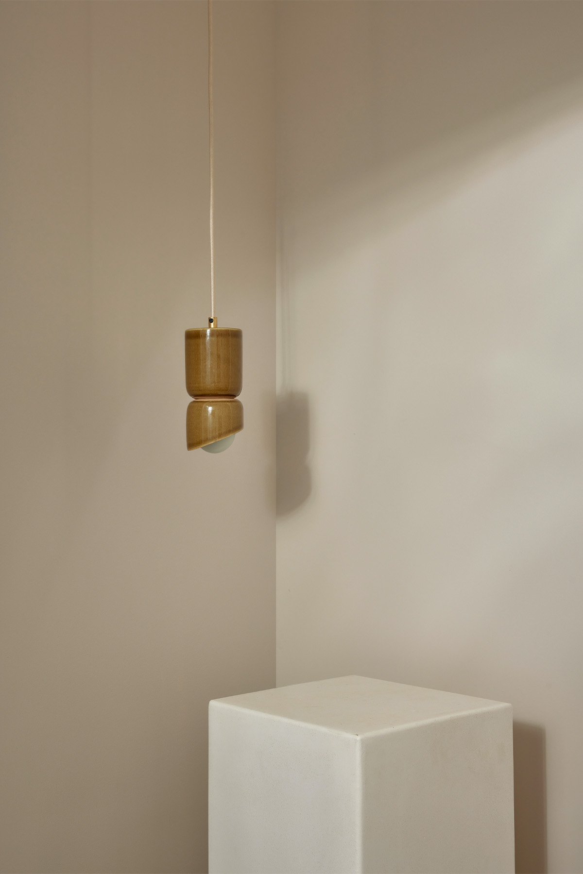 Terra 1.5 Pendant Light - Fabric Chartreuse, Brass