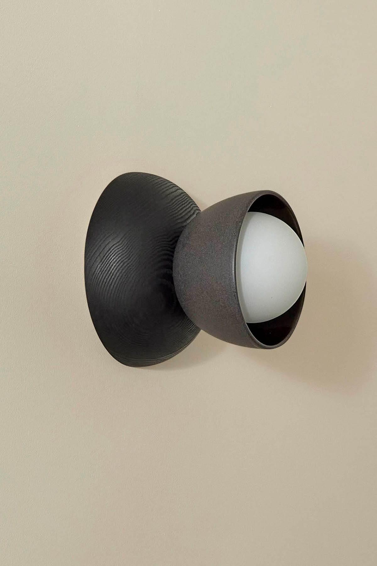 Terra 00 Surface Sconce Lead, Blackened Ash