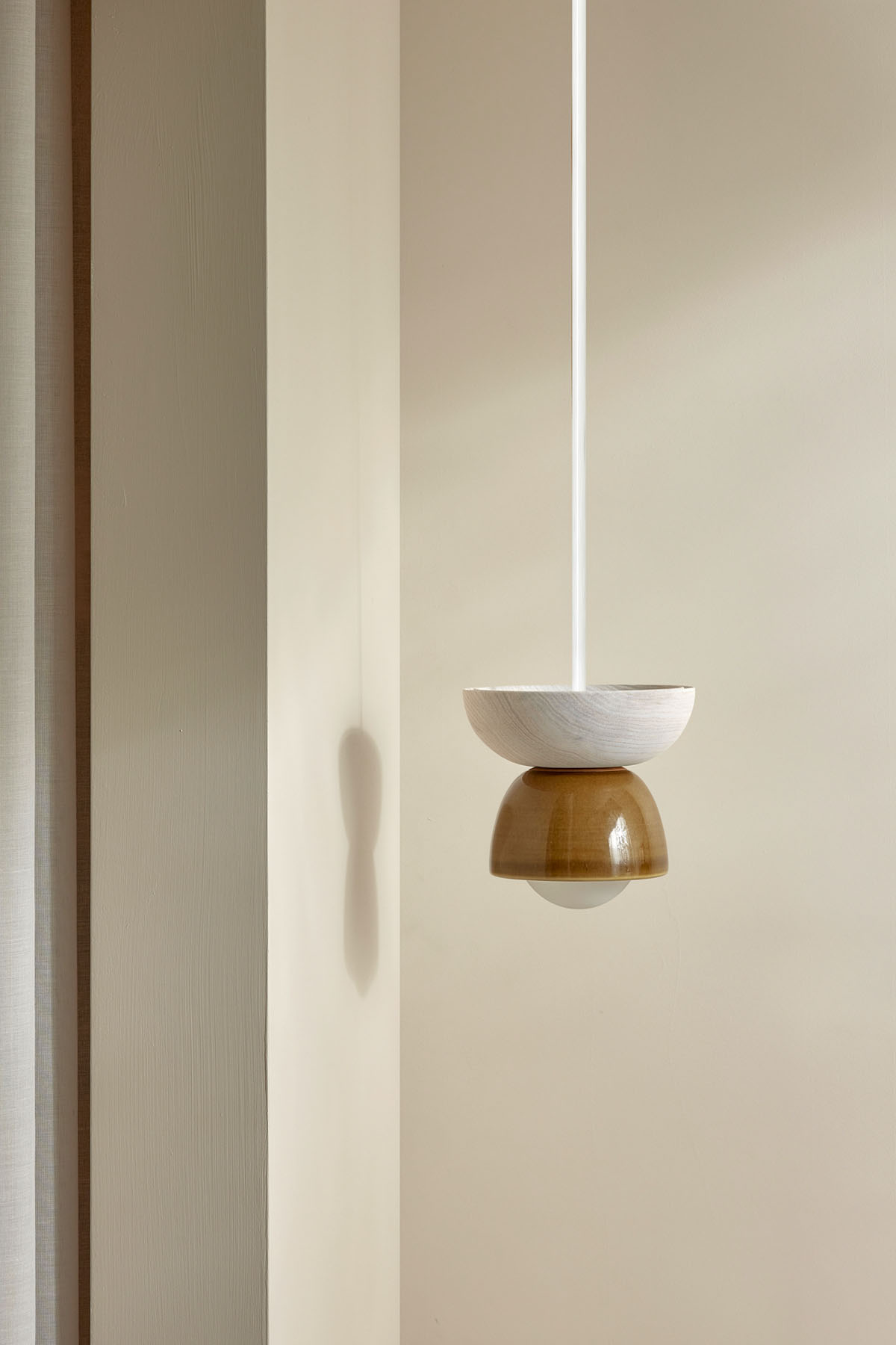 Terra 00 Pendant Light - Solid Rod Chartreuse, Bleached Ash, White Satin