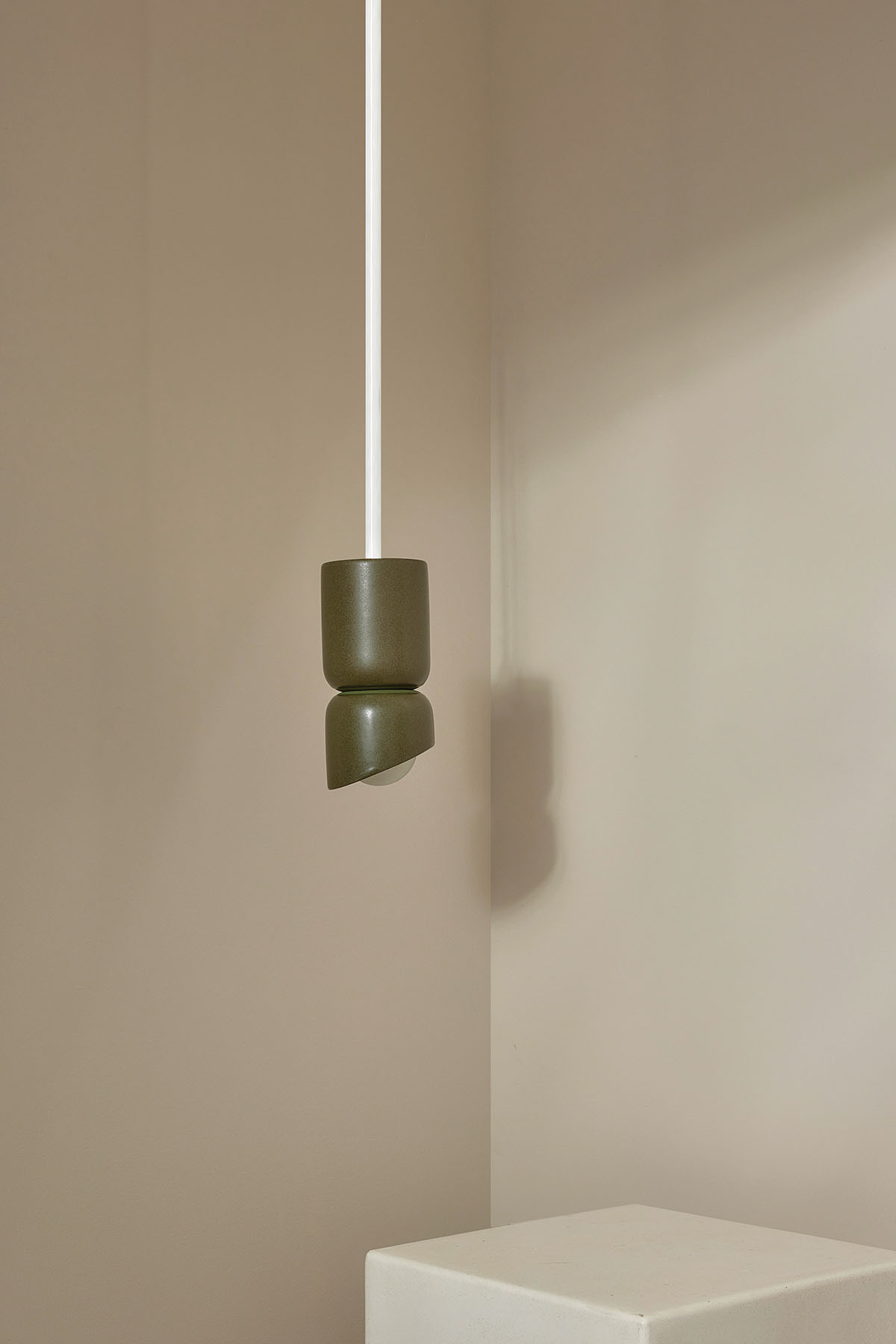 Terra 1.5 Pendant Light - Solid Rod Olive, White Satin