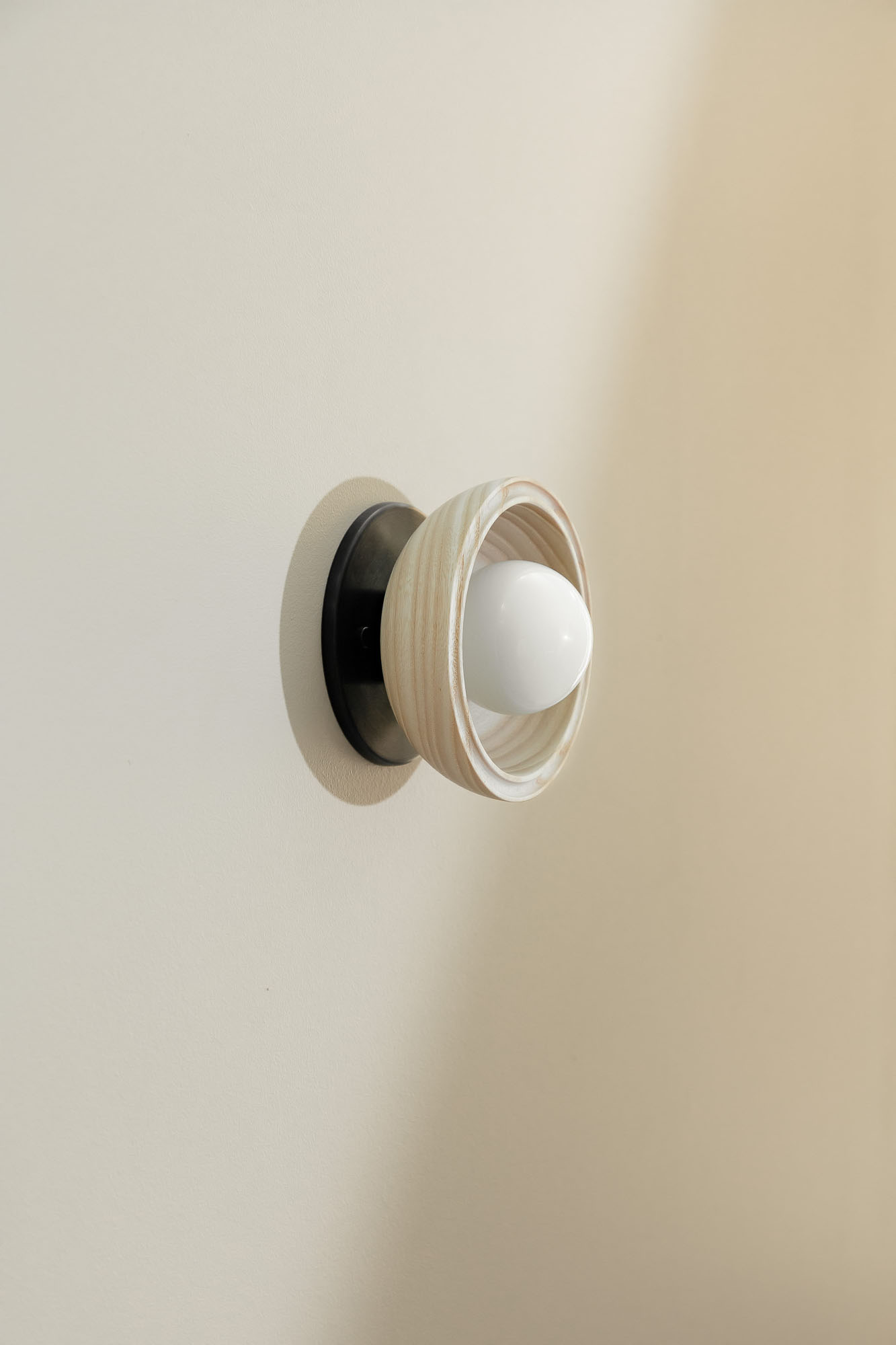 Selene Surface Sconce Mini Ash & Brushed Black