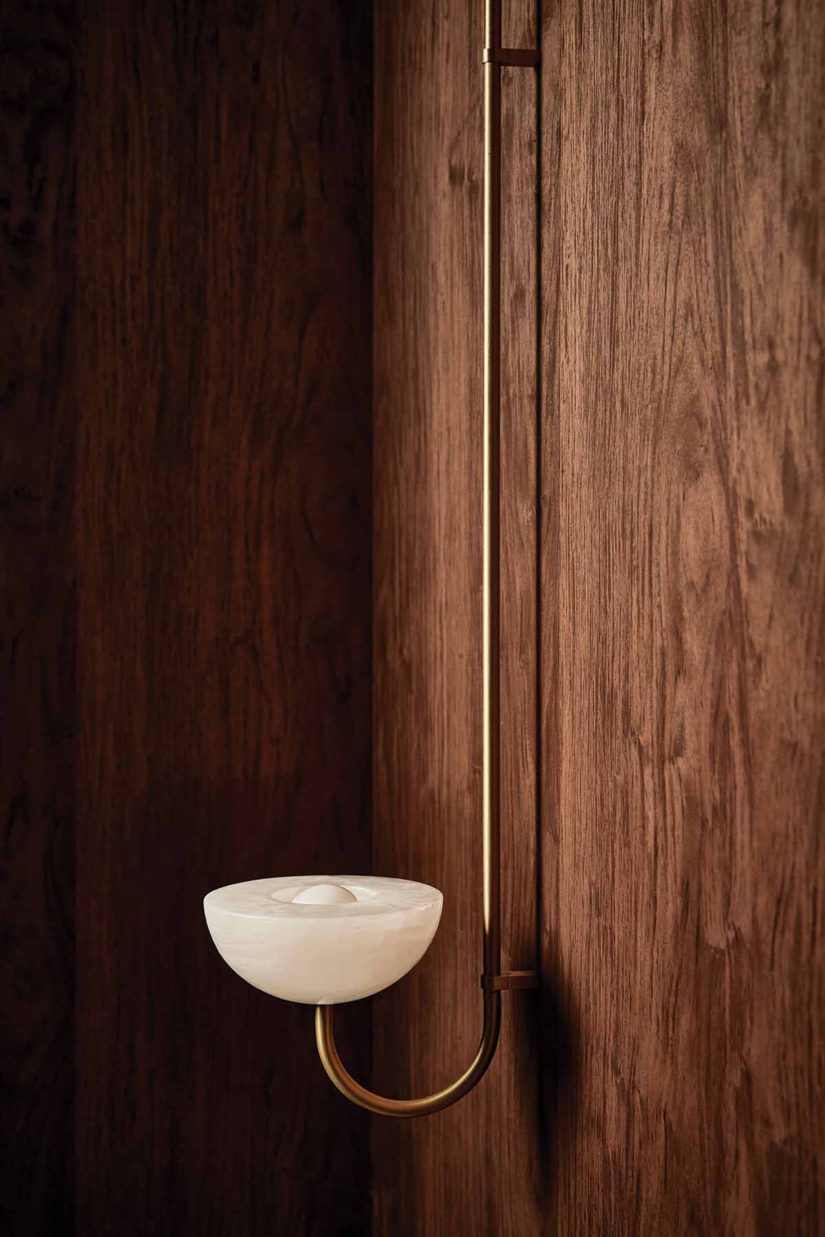 Aurelia Wall Light Small Cornice White Onyx & Brass
