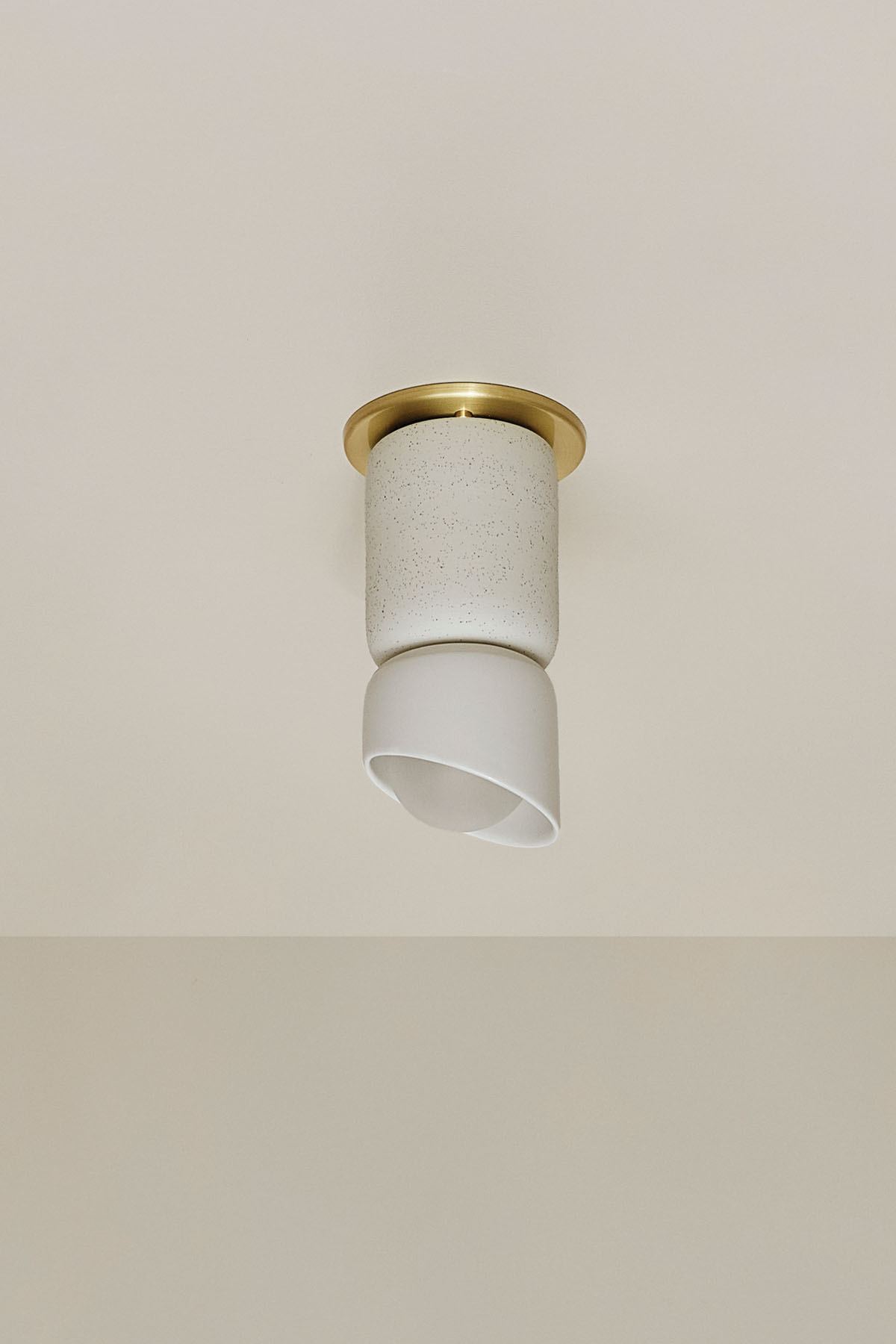 Terra 1.5 Ceiling Light Vanilla Bean, Brass Slim Base Junction Box Adaptor