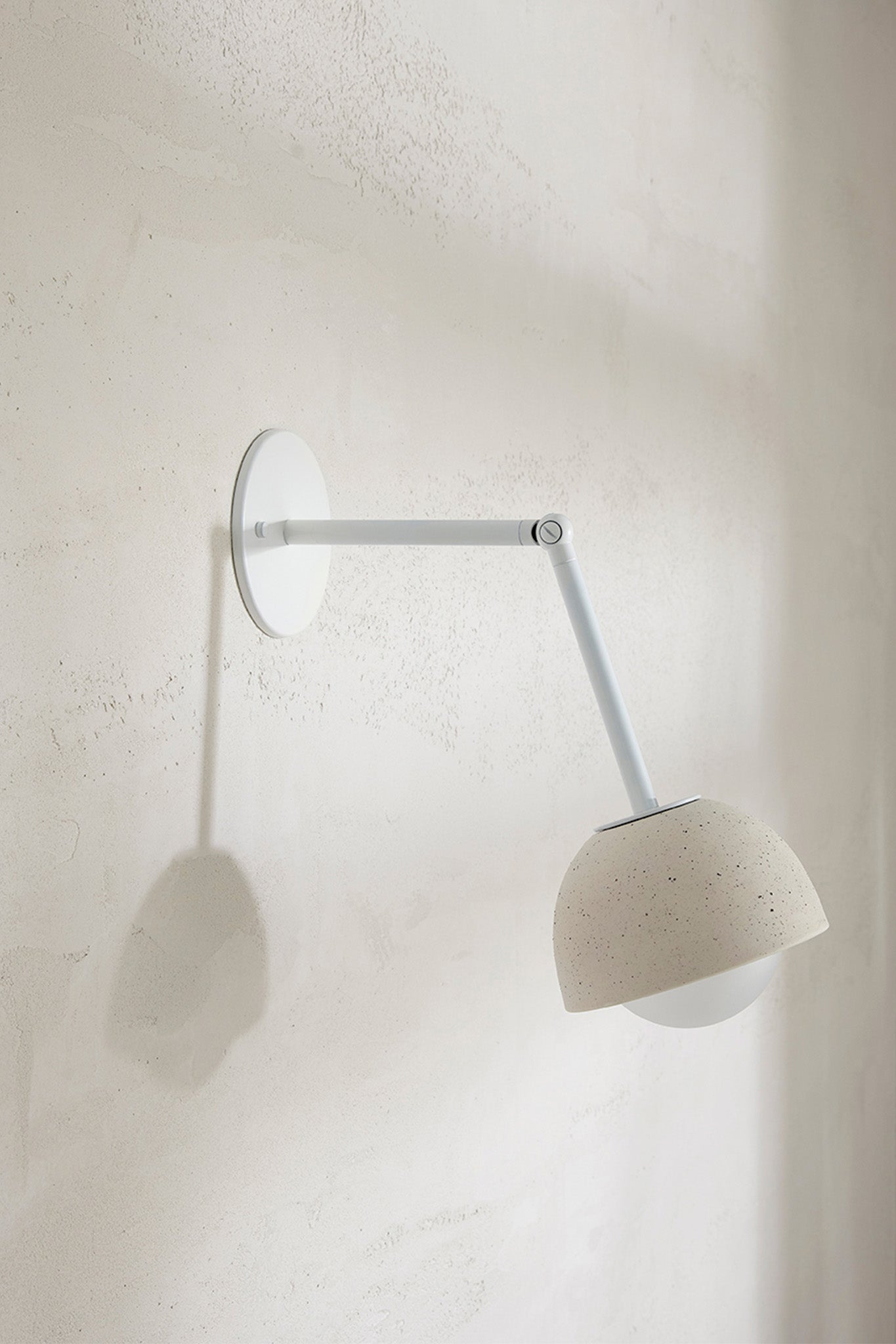 Terra 0 Long Wall Light Vanilla Bean, White Satin, IP44
