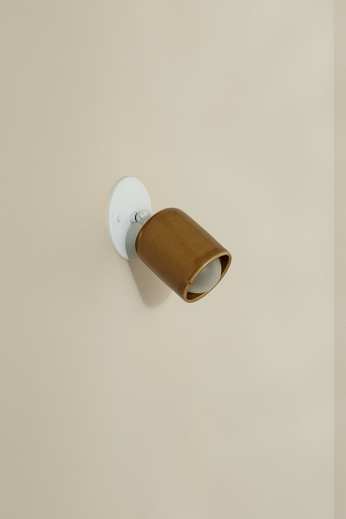 Terra 1 Short Surface Sconce Chartreuse, White Satin, IP44