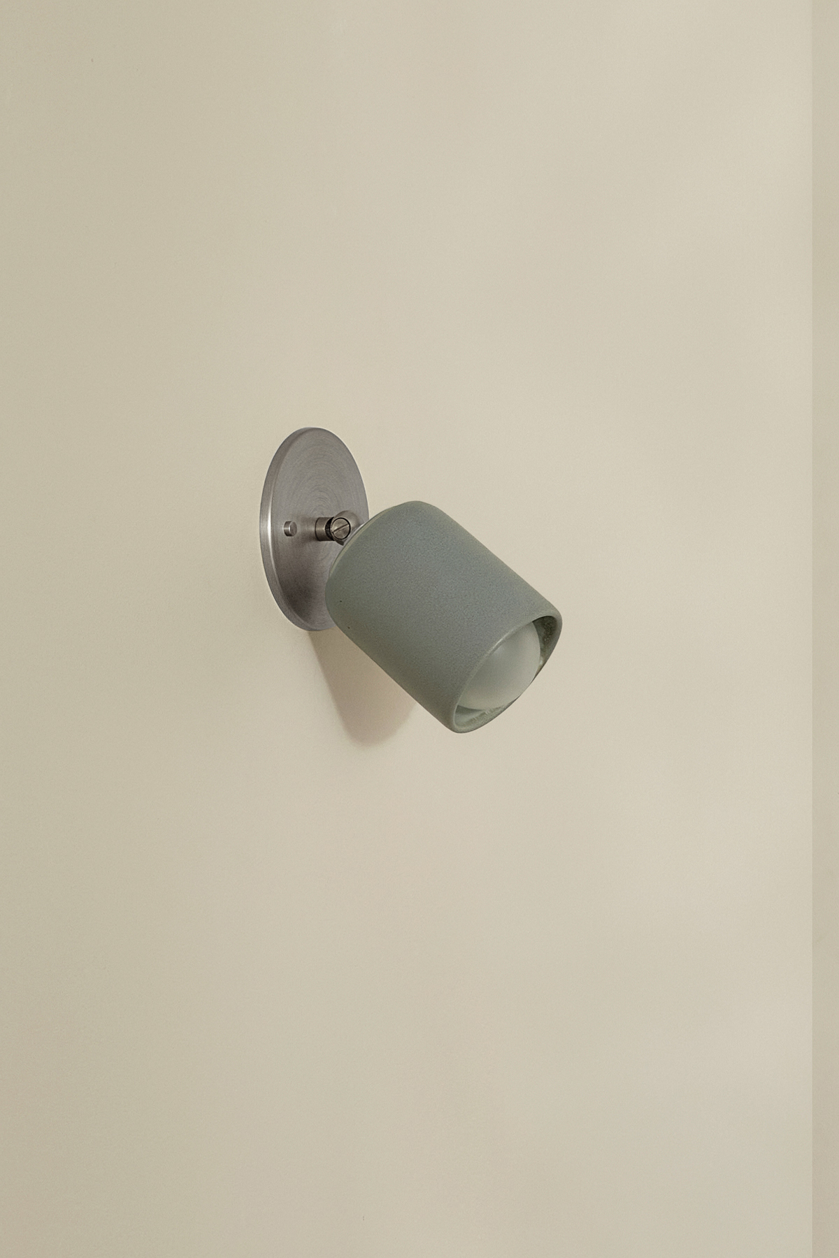 Terra 1 Short Surface Sconce Fog, Brushed Nickel, IP44