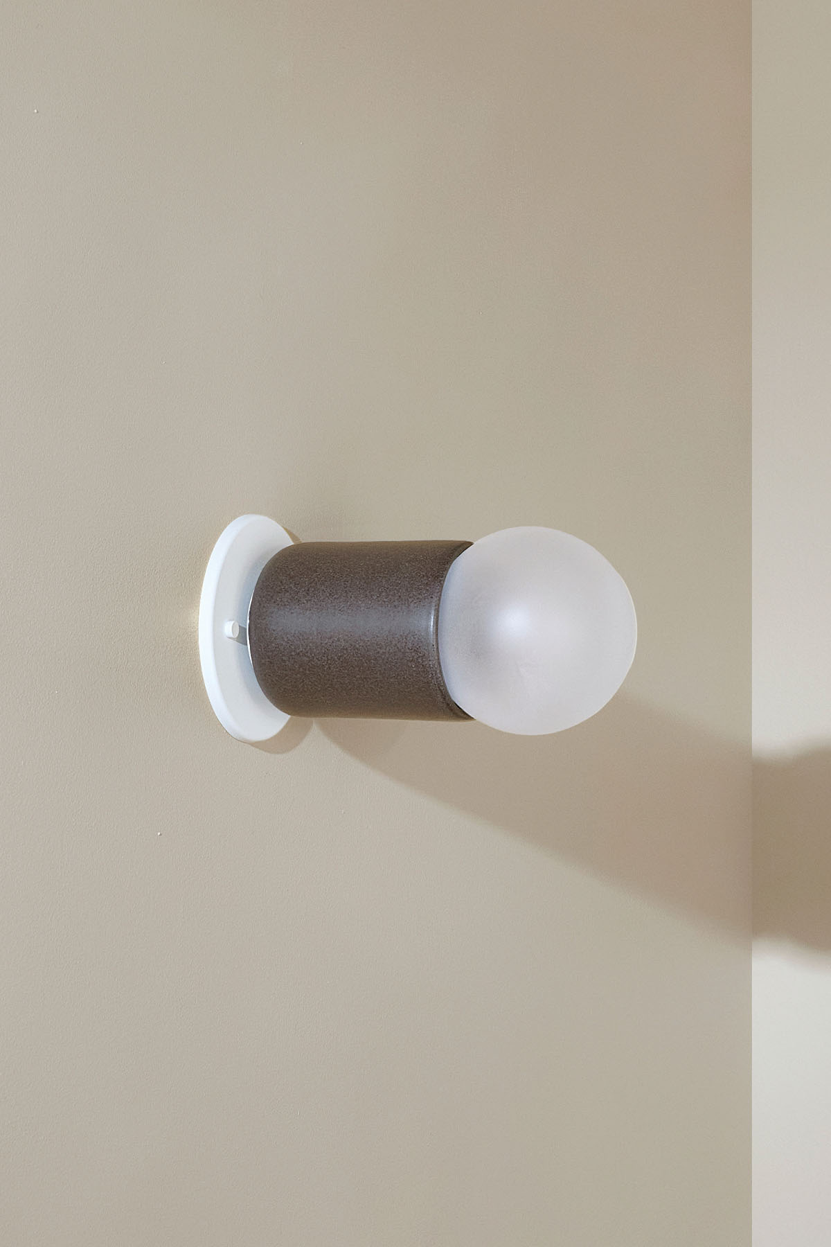 Terra 1 Surface Sconce Lead, White Satin, Slim Base Junction Box Adaptor