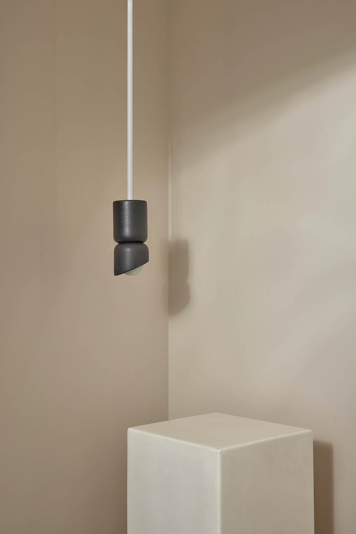 Terra 1.5 Pendant Light - Solid Rod Lead, White Satin