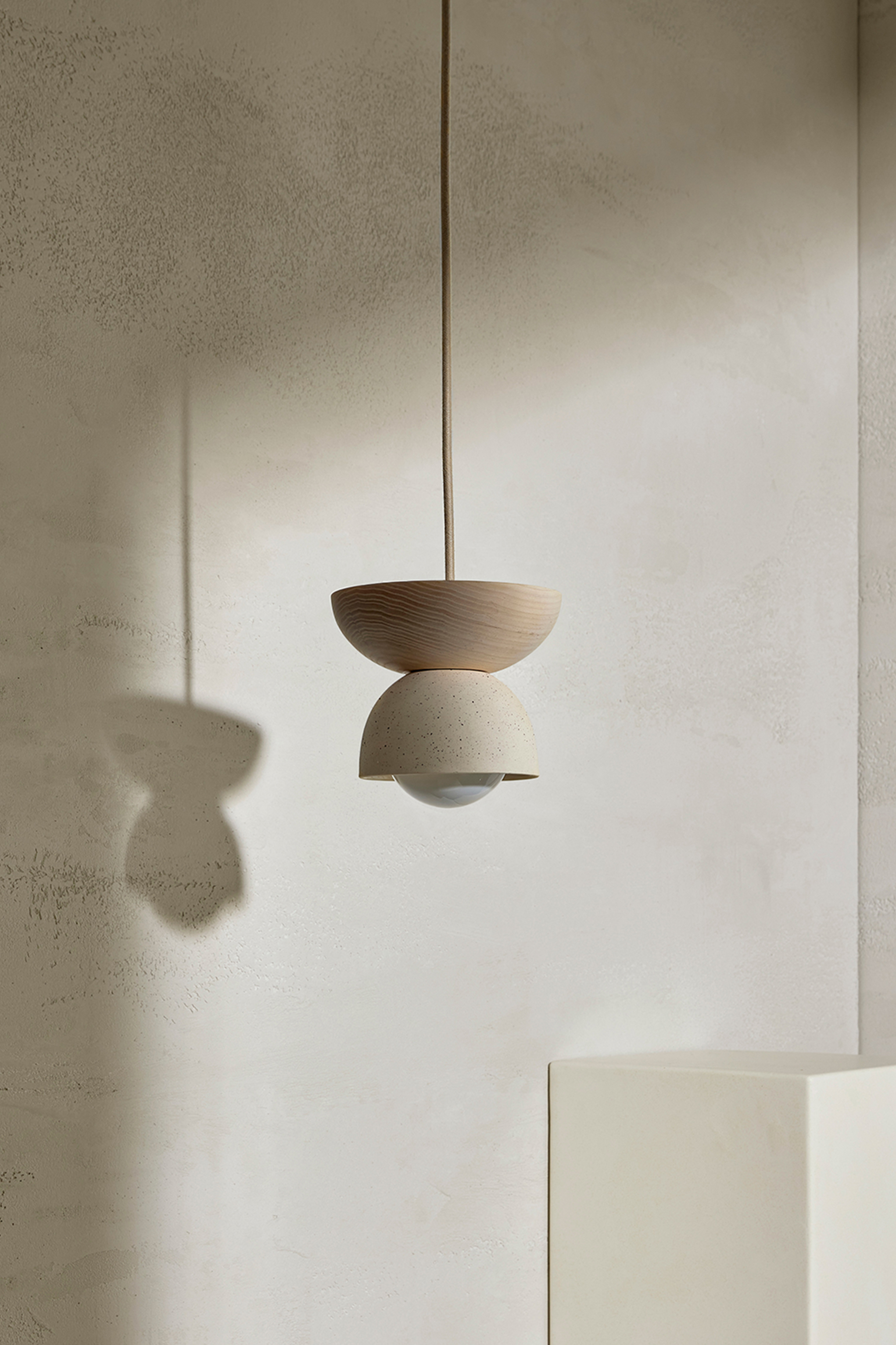 Terra 00 Pendant Light - Fabric Vanilla Bean, Bleached Ash, Brushed Black