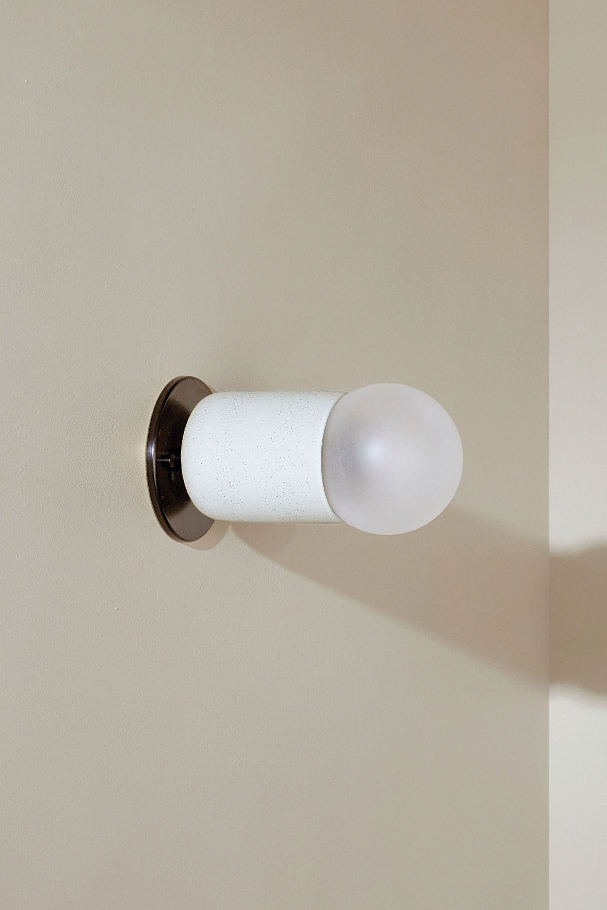 Terra 1 Surface Sconce Vanilla Bean, Brushed Black, Slim Base Junction Box Adaptor