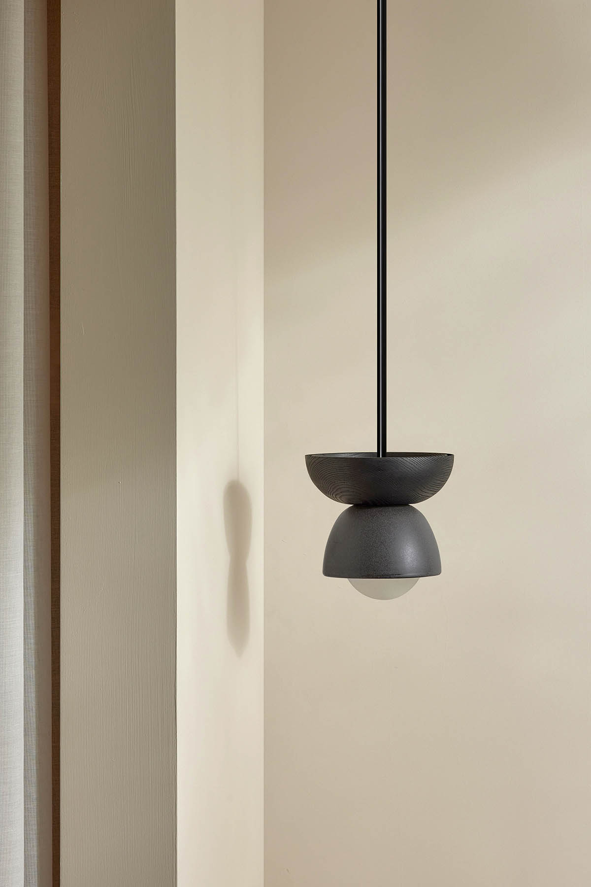 Terra 00 Pendant Light - Solid Rod Lead, Blackened Ash, Brushed Black
