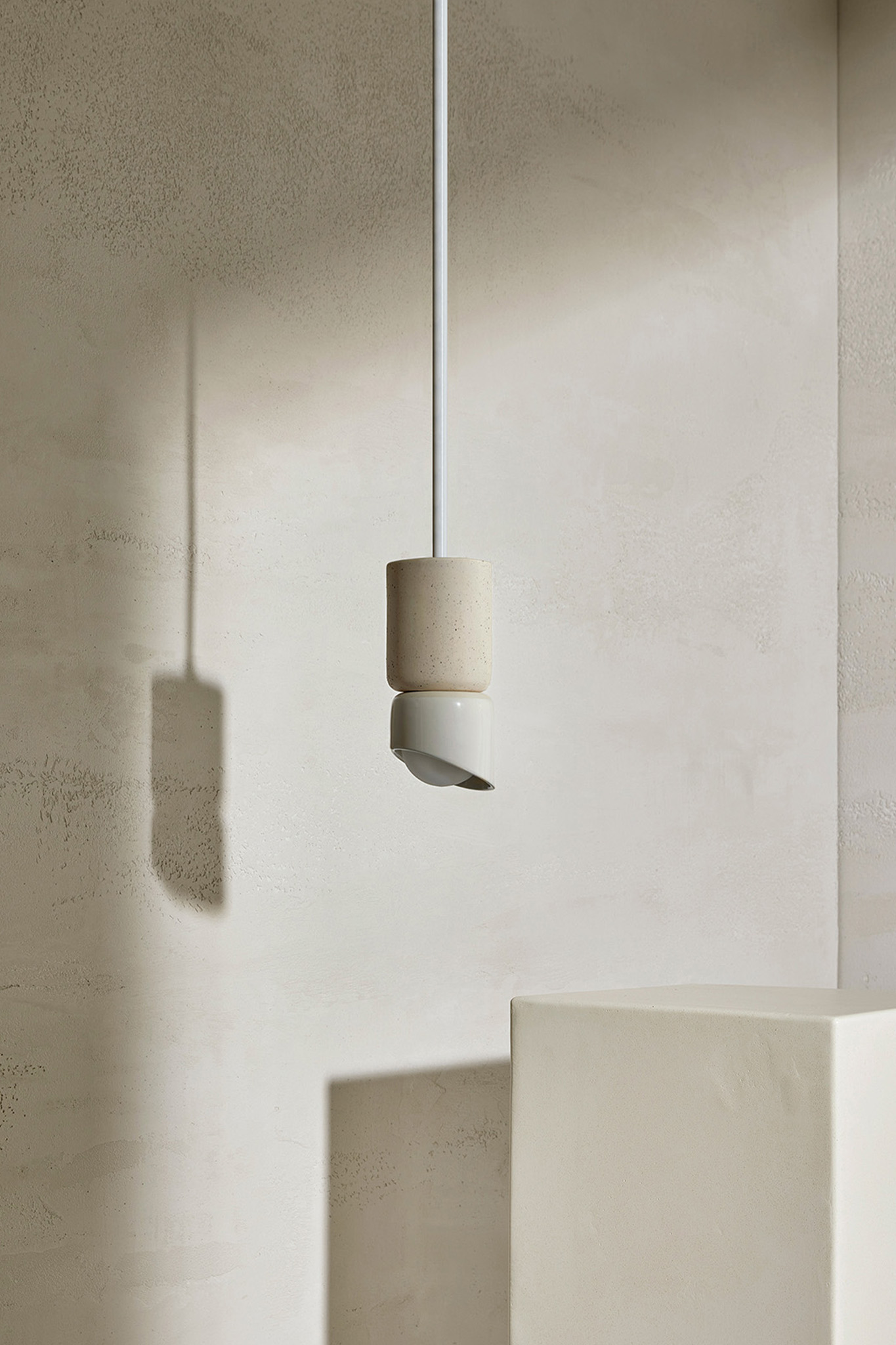 Terra 1.5 Pendant Light - Solid Rod Vanilla Bean, White Satin