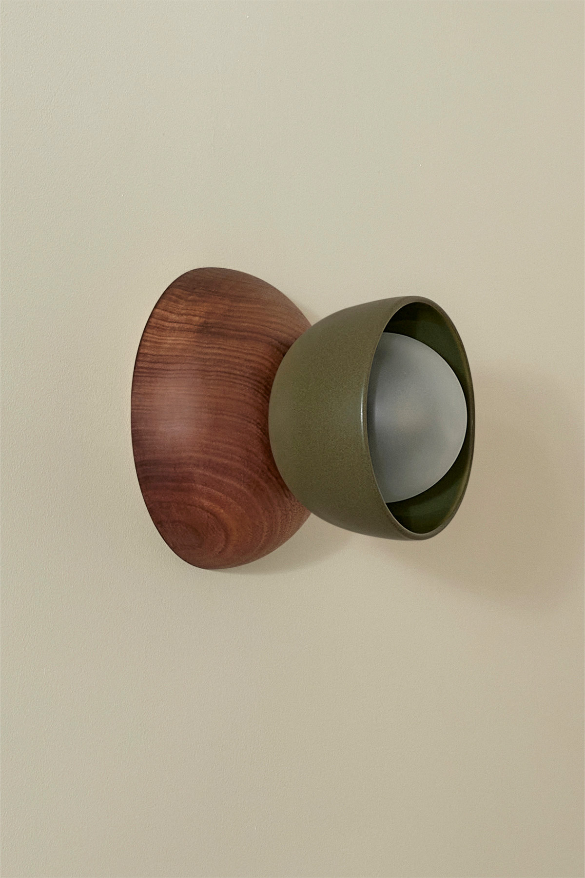 Terra 00 Surface Sconce Olive, Walnut