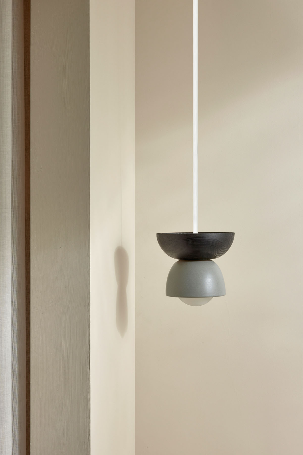 Terra 00 Pendant Light - Solid Rod Fog, Blackened Ash, White Satin